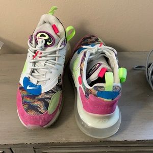 Obj 720 air max size 9 men slightly worn